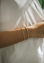 Load image into Gallery viewer, Jenna Bracelet | Gold
