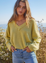 Load image into Gallery viewer, Bliss Pullover | Lime
