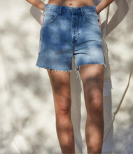 Load image into Gallery viewer, Emily Denim Short | Medium Wash
